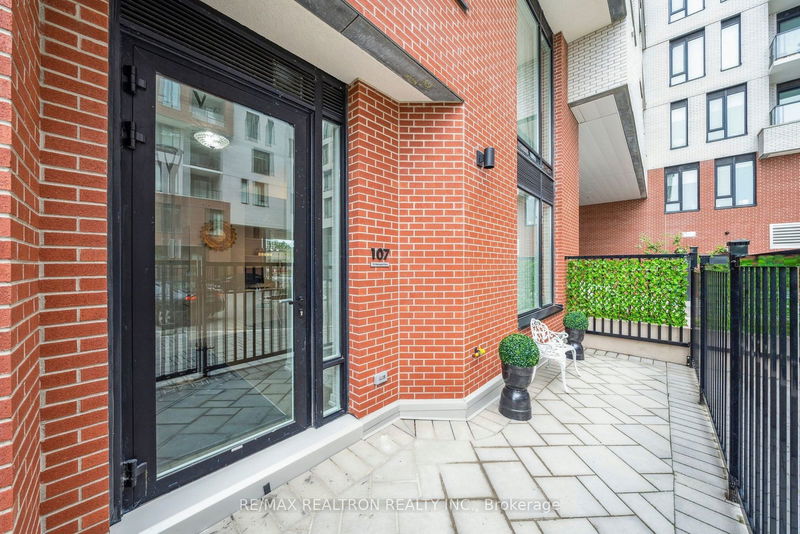  107 - 15 Maryport Ave  Toronto, M3M 2W1 | Image 4