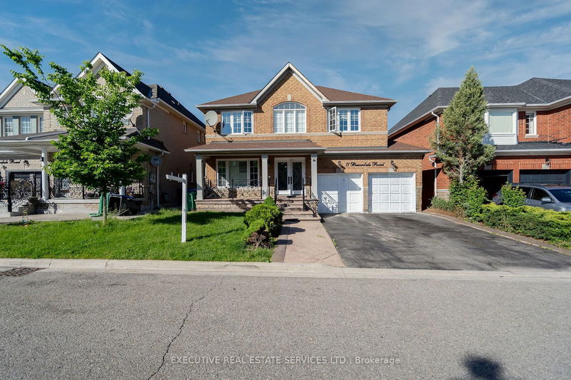 11 Briardale Rd  Brampton, L7A 1S6 | Image 1