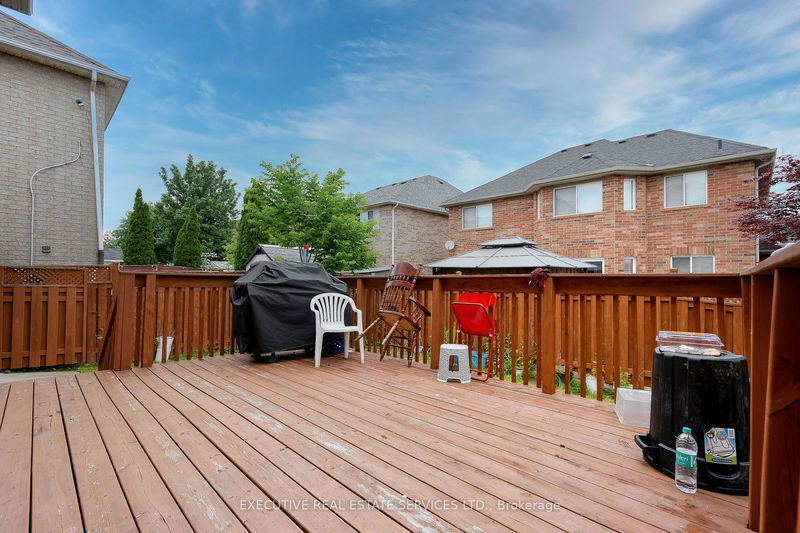 11 Briardale Rd  Brampton, L7A 1S6 | Image 16