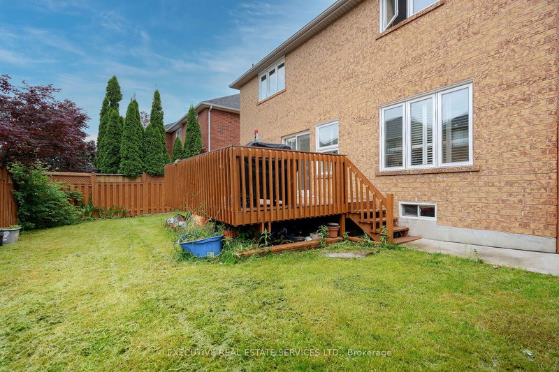 11 Briardale Rd  Brampton, L7A 1S6 | Image 21