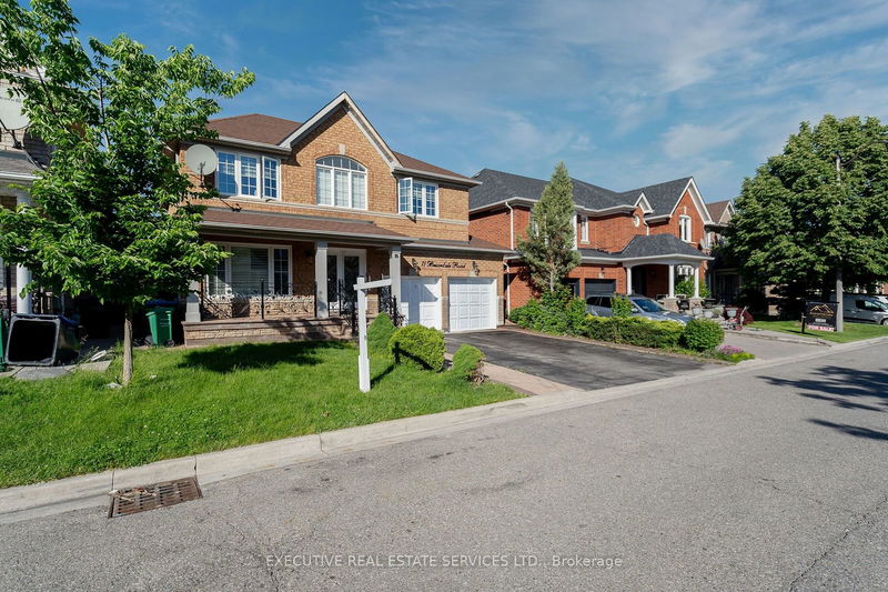 11 Briardale Rd  Brampton, L7A 1S6 | Image 3