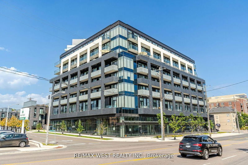 home for sale on PH 812-4208 Dundas Street W