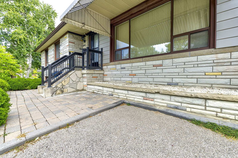64 Stevenharris Dr, Toronto, M9C 1V1 | Image 2
