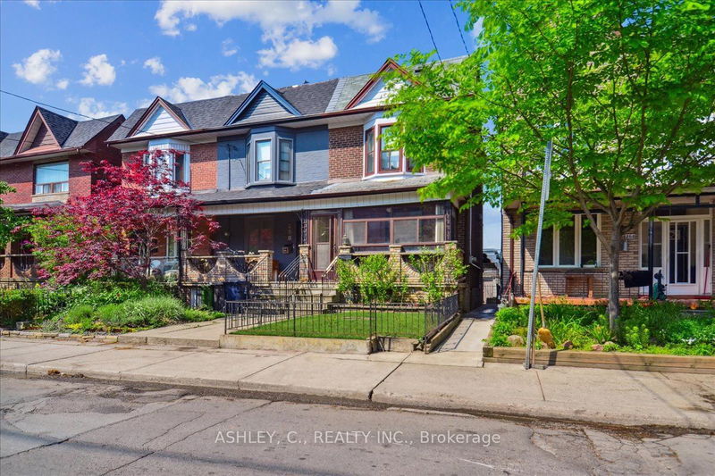 home for sale on 258 Perth Avenue