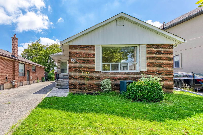 53 Lynnford Dr  Toronto, M9B 1H8 | Image 1