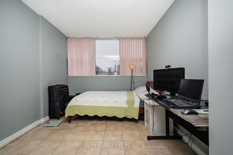  216 - 75 EMMETT Ave  Toronto, M6M 5A7 | Image 10