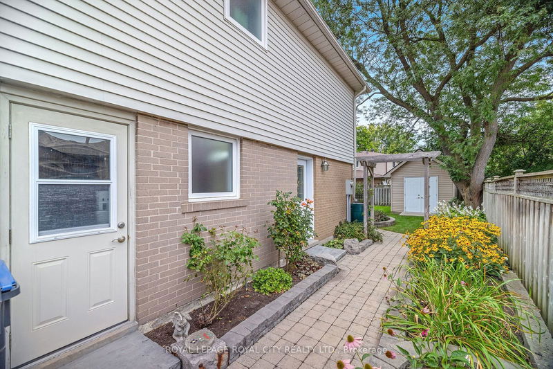 35 Inglewood Dr  Brampton, L6W 2N4 | Image 29