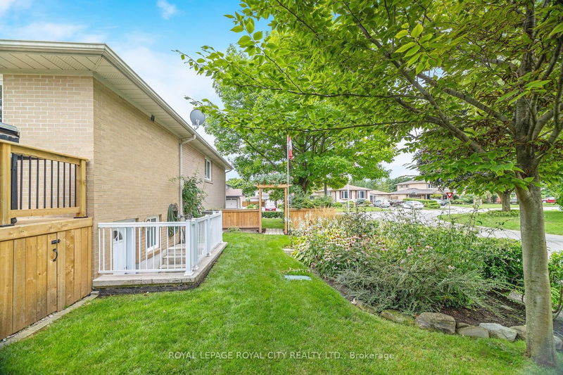 35 Inglewood Dr  Brampton, L6W 2N4 | Image 37