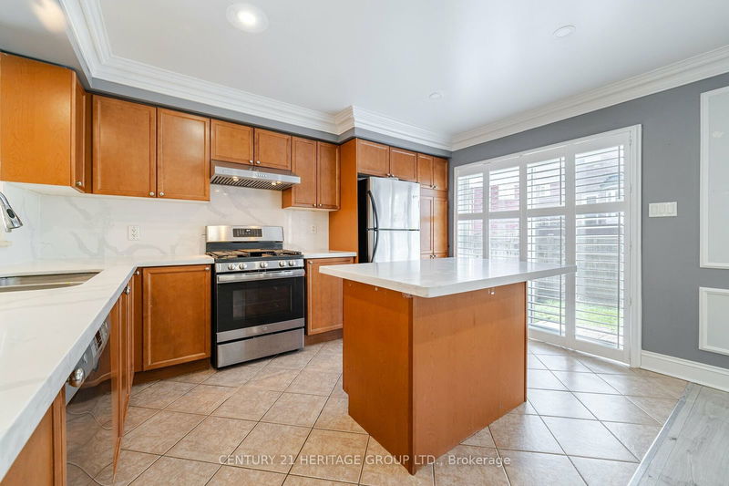 918 Thompson Rd S Milton, L9T 0L7 | Image 11