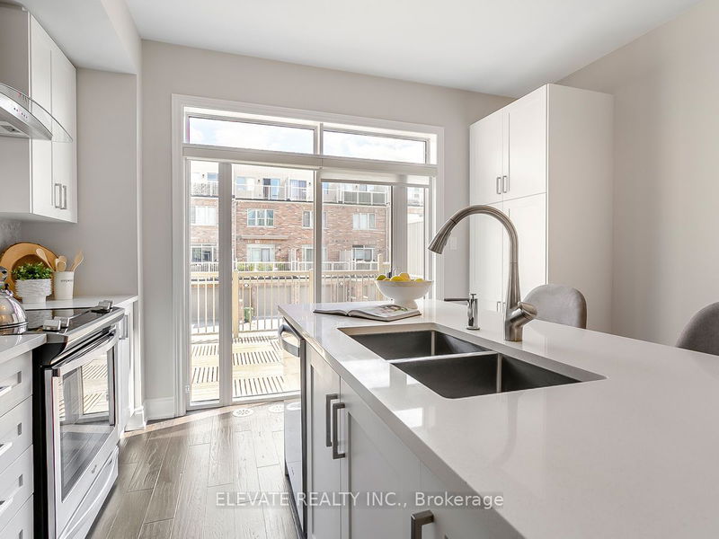  66 - 11 Edward Horton Cres  Toronto, M8Z 6A4 | Image 17