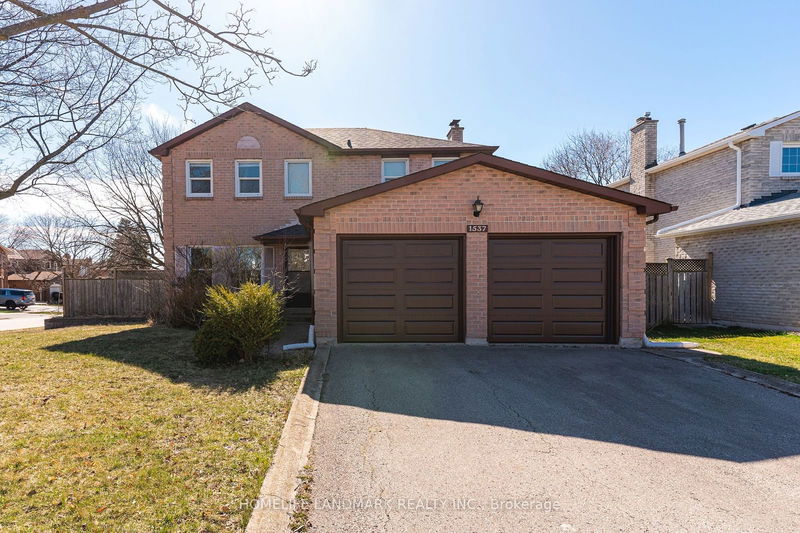 1537 Queensbury Cres  Oakville, L6H 4G6 | Image 1