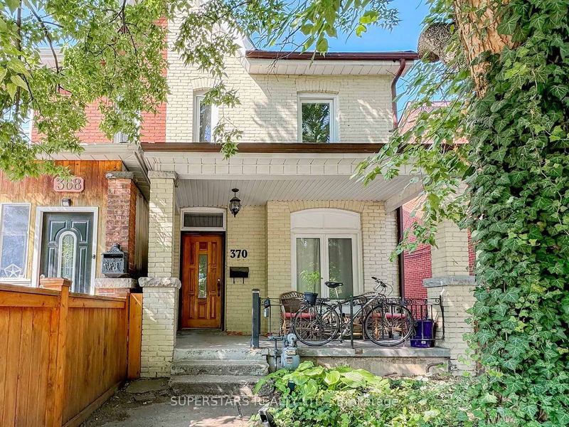 home for lease on Upper-370 Delaware Avenue