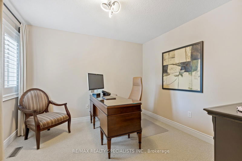 1593 Hallstone Rd  Brampton, L6Y 5K8 | Image 35