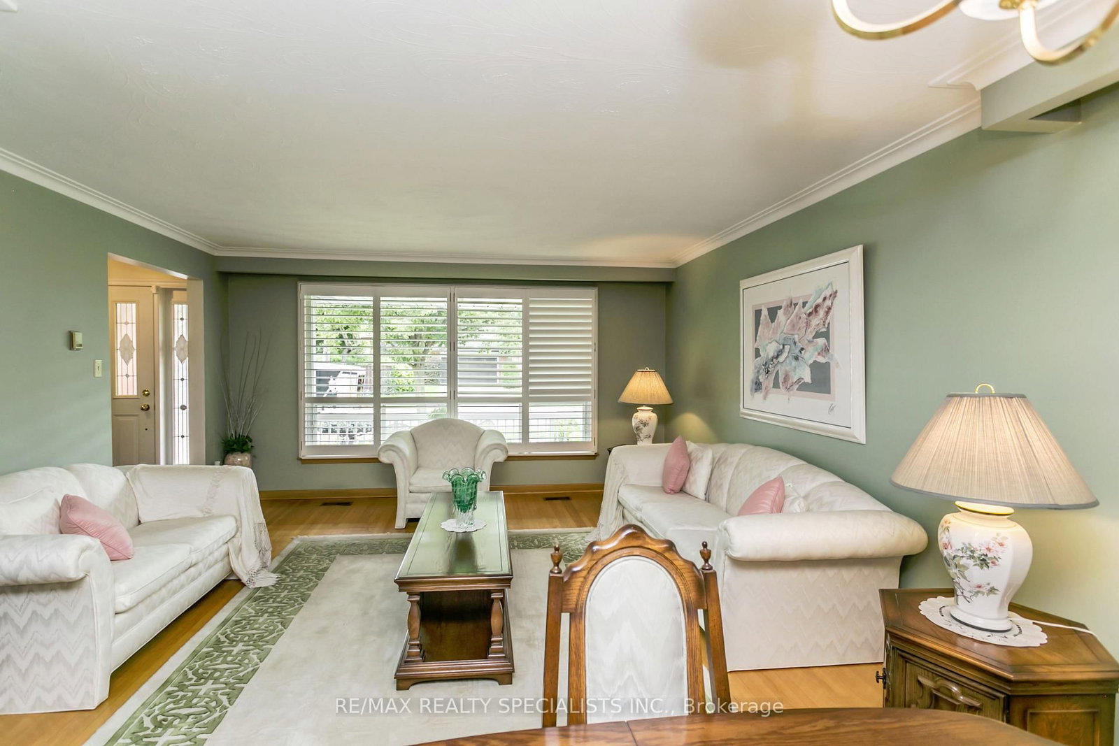 Listing Image 7