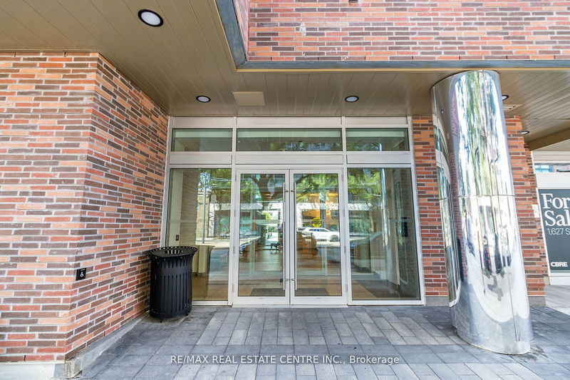  223 - 1787 St. Clair Ave  Toronto, M6N 0B7 | Image 2