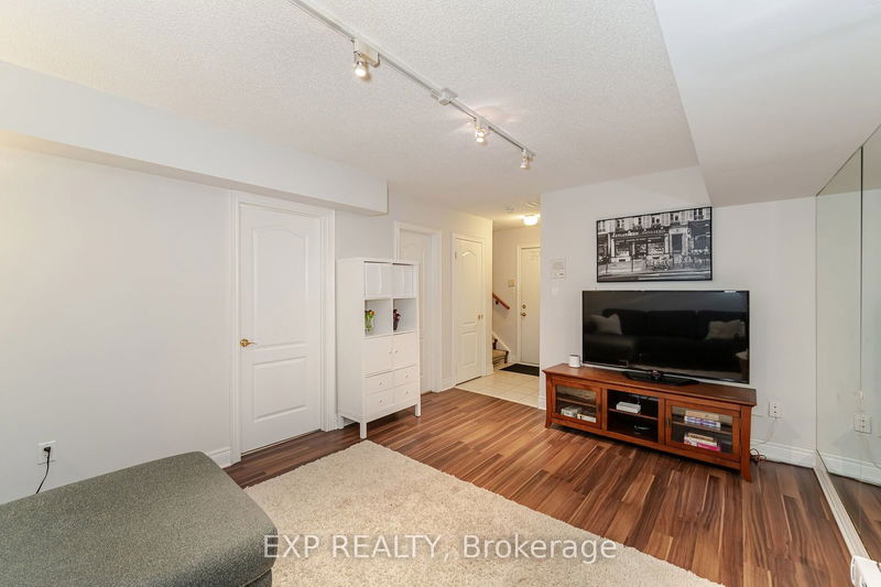  2 - 346 Park Lawn Rd  Toronto, M8Y 3K4 | Image 33