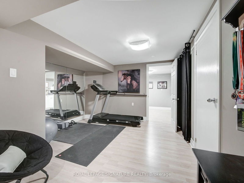 2547 Armour Cres  Burlington, L7M 4T4 | Image 34