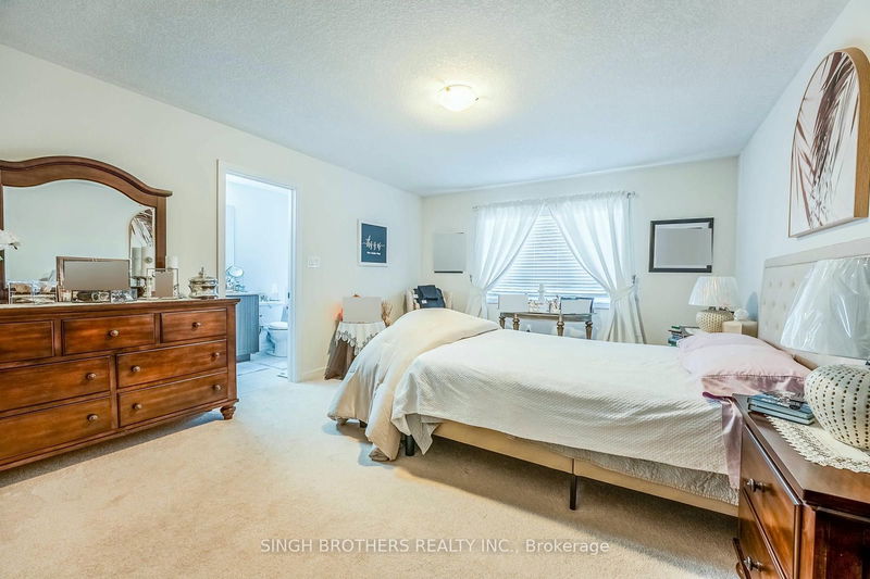 21 Hoover Rd  Brampton, L7A 4L2 | Image 32