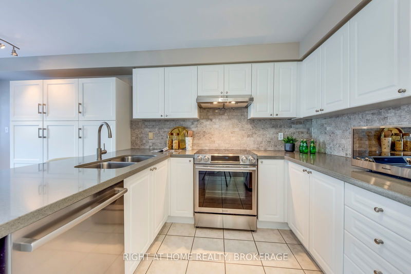 136 Tarragona Blvd  Toronto, M6N 5C5 | Image 11