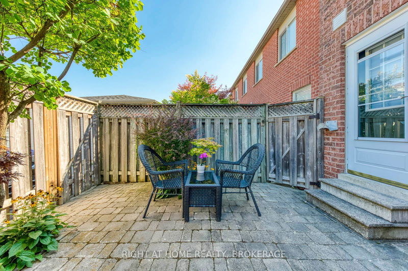 136 Tarragona Blvd  Toronto, M6N 5C5 | Image 37