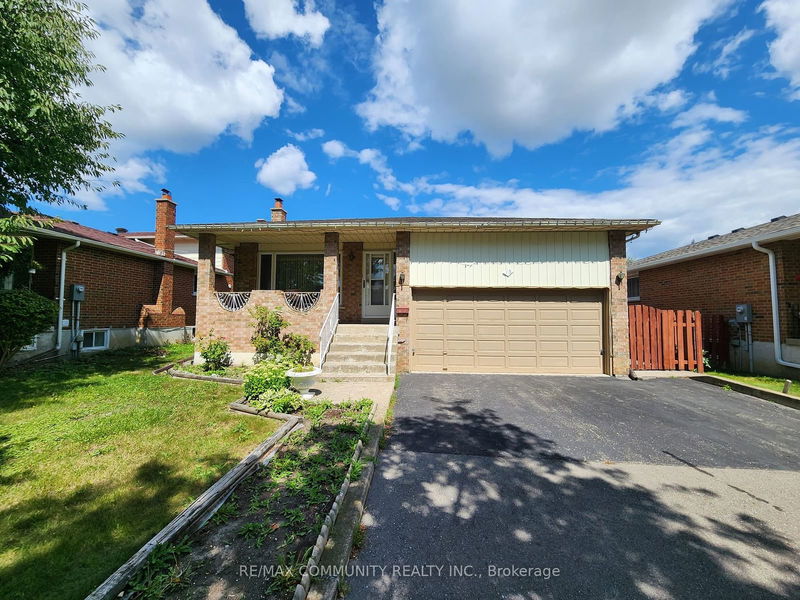 15 Maitland St  Brampton, L6S 3B3 | Image 1