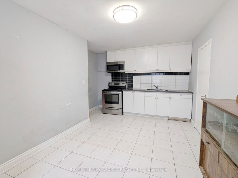 home for lease on Main-2 Thornton Avenue