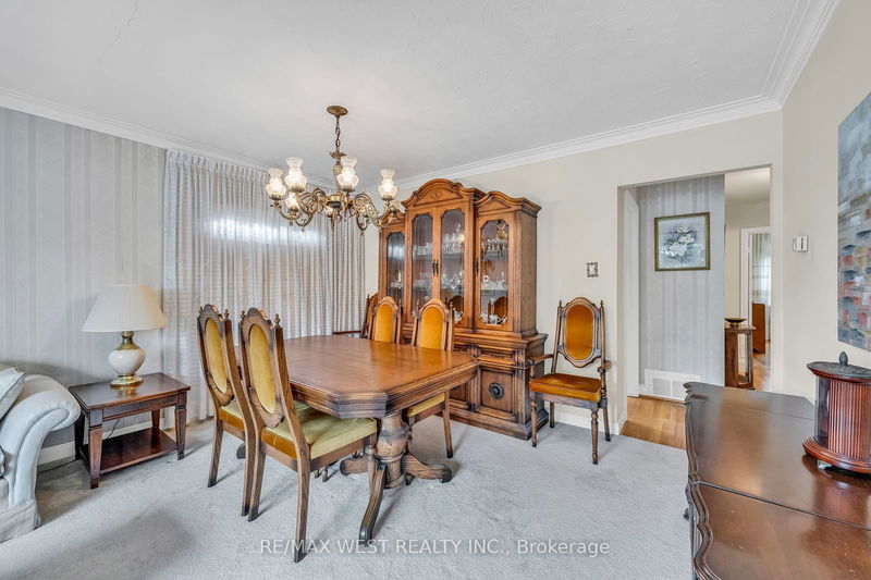 5 Picton Cres  Toronto, M3K 1W4 | Image 10