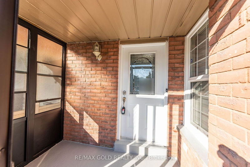 120 Richvale Dr S Brampton, L6Z 4G4 | Image 3