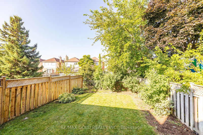 120 Richvale Dr S Brampton, L6Z 4G4 | Image 37