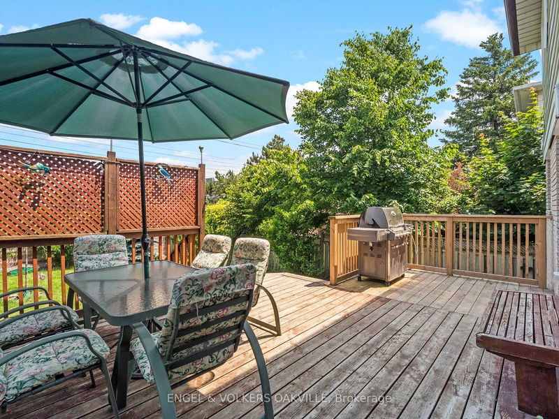 2215 Springfield Crt  Mississauga, L5K 1V3 | Image 32