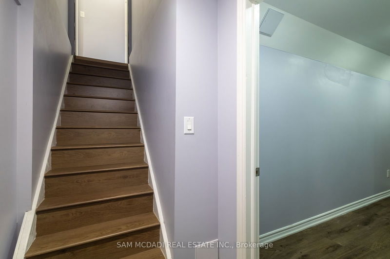 5562 Katy Gate  Mississauga, L5M 6M7 | Image 26