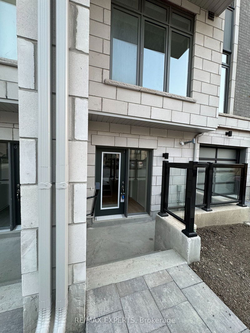 home for lease on 102-20 Halliford Place