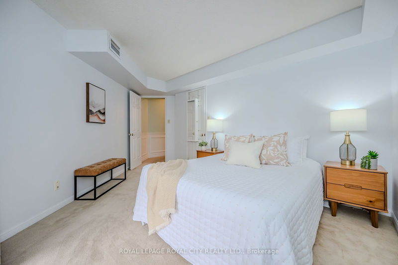  406 - 55 Kingsbridge Garden Circ  Mississauga, L5R 1Y1 | Image 30