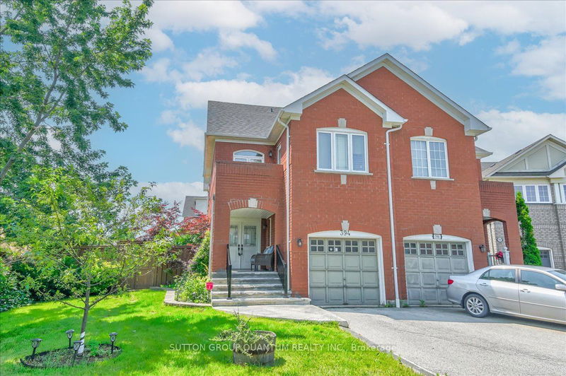 394 Stonetree Crt  Mississauga, L5B 4H3 | Image 1