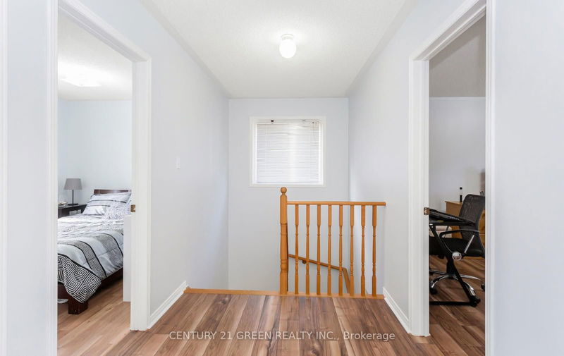 5 Tanglemere Cres  Brampton, L7A 1R7 | Image 25