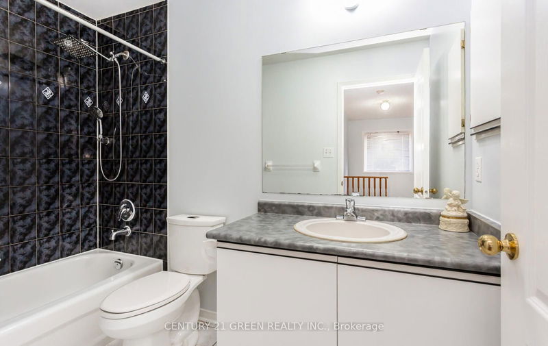 5 Tanglemere Cres  Brampton, L7A 1R7 | Image 28