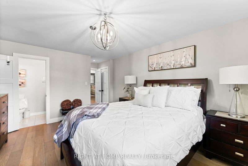 1357 Saginaw Cres  Mississauga, L5H 1X4 | Image 10