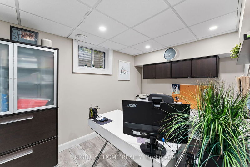 1357 Saginaw Cres  Mississauga, L5H 1X4 | Image 17