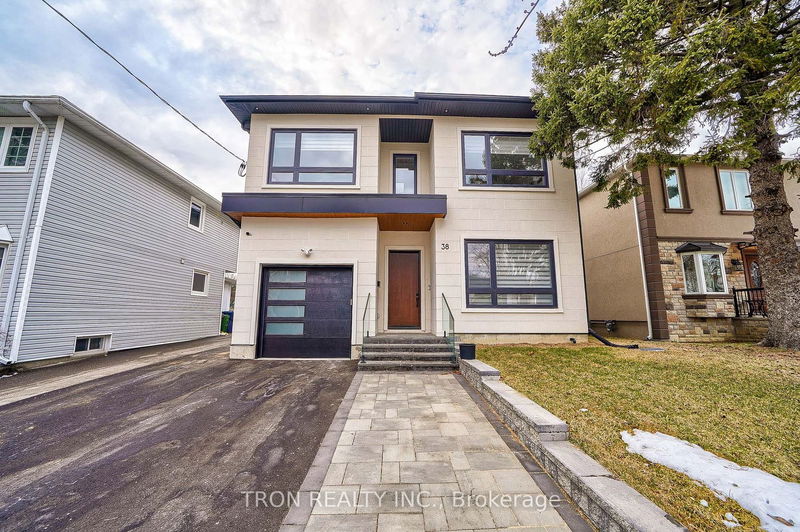 home for sale on 38 Uno Drive