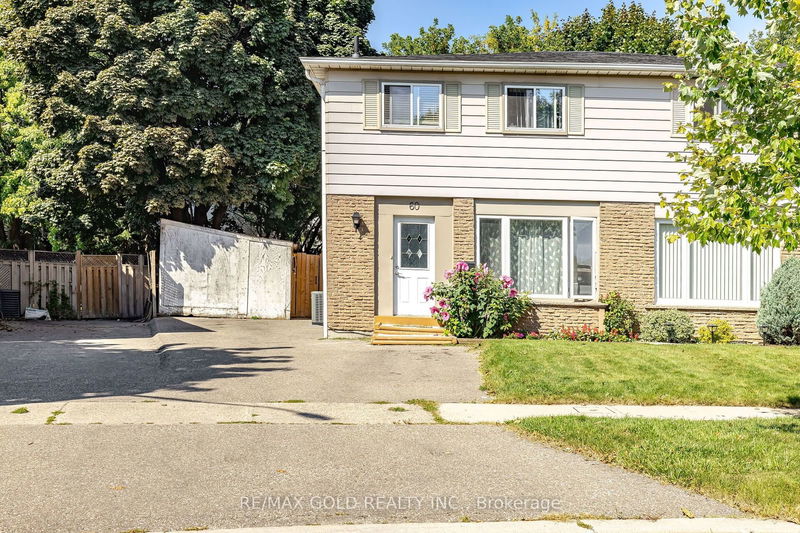 60 Chipwood Cres  Brampton, L6V 2E5 | Image 1