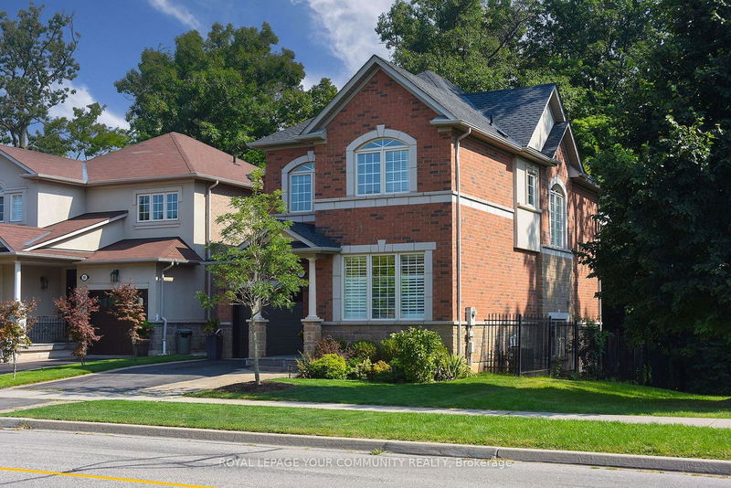 277 Creek Path Ave  Oakville, L6L 6T8 | Image 3