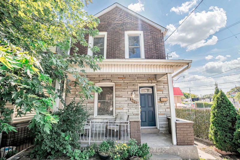 home for sale on 303 Maria Street