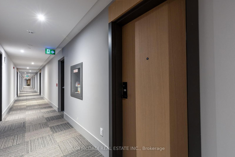 308 - 1440 Clarriage Crt, Milton, L9T 2X5 | Image 3