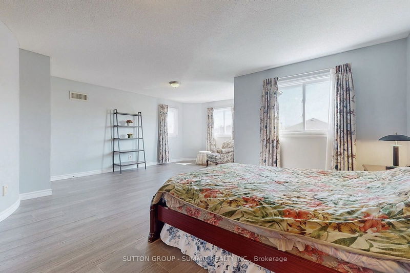 6182 SILKEN LAUMANN Way  Mississauga, L5V 1A3 | Image 23