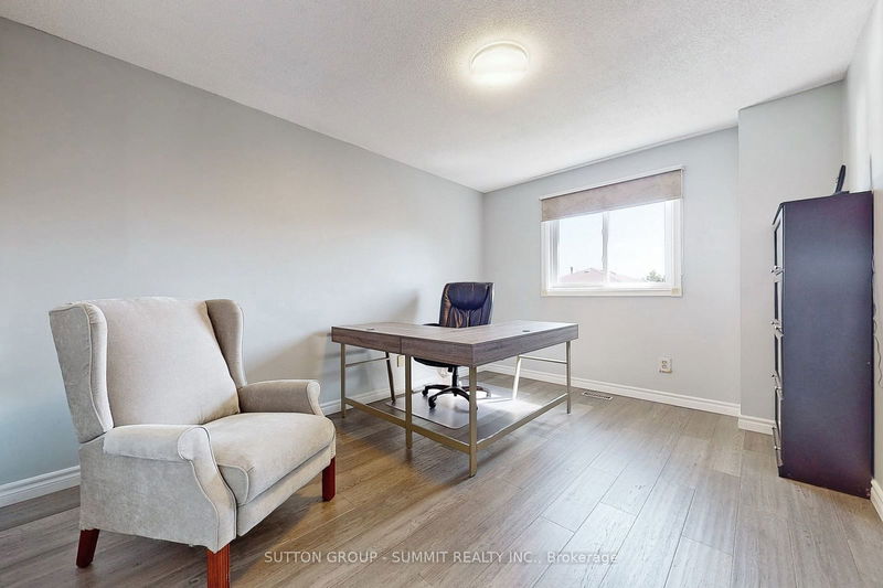 6182 SILKEN LAUMANN Way  Mississauga, L5V 1A3 | Image 32