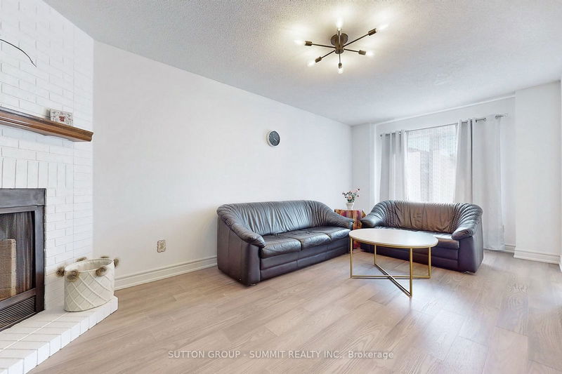 6182 SILKEN LAUMANN Way  Mississauga, L5V 1A3 | Image 7