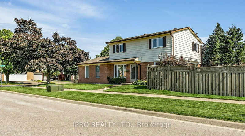 home for sale on 30 Ridler Court