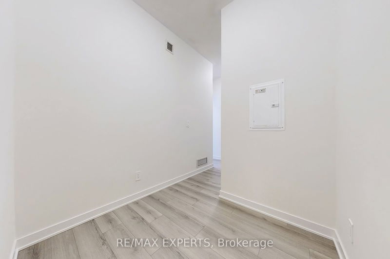  106 - 1440 Clarriage Crt  Milton, L9T 2X5 | Image 22