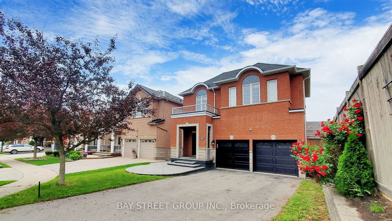 505 Heath St  Oakville, L6H 7M2 | Image 2