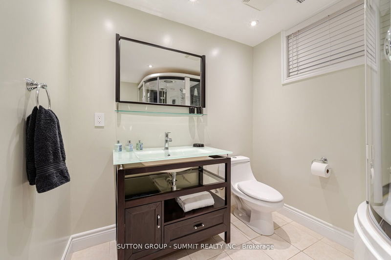 1065 Halliday Ave  Mississauga, L5E 1P8 | Image 34